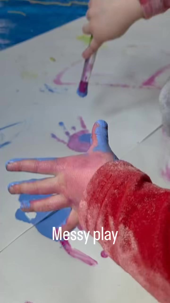 Instagram post from @littlelegswithcharlotte